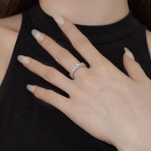 S925 Sterling Silver Ring for Women High Sensitivity Love Trapezoidal Lab Diamond Row Drill Fashion Joker Design