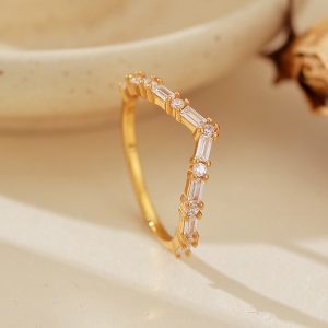925 Sterling Silver Ins Style Micro-Inlaid Diamond Ring for Women High-End Fashion All-Match Irregular Jewelry Lab Diamond Ring