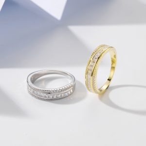 Women's Romantic Style 925 Silver Fashion Ring Curve Track Inlaid Drill Emerald Cut Zircon Wholesale Lab Diamond Ring