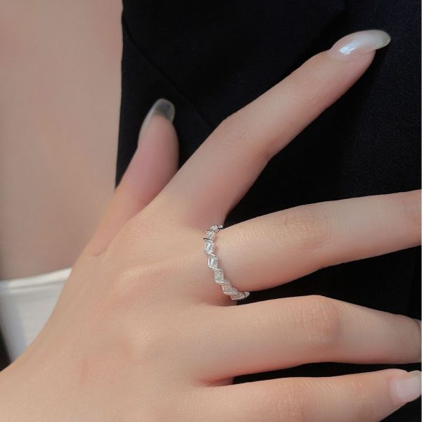 Retro Old Crafting Women's S925 Sterling Silver Ring All-Match Hip-Hop Jewelry Hollow Internet Red Winding Lab Diamond Ring - Image 5